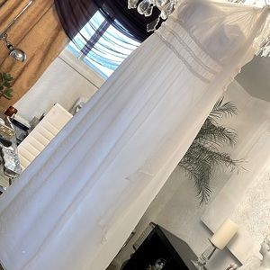 White Backless Maxi Dress with Delicate Bodice - Brand Unspecified